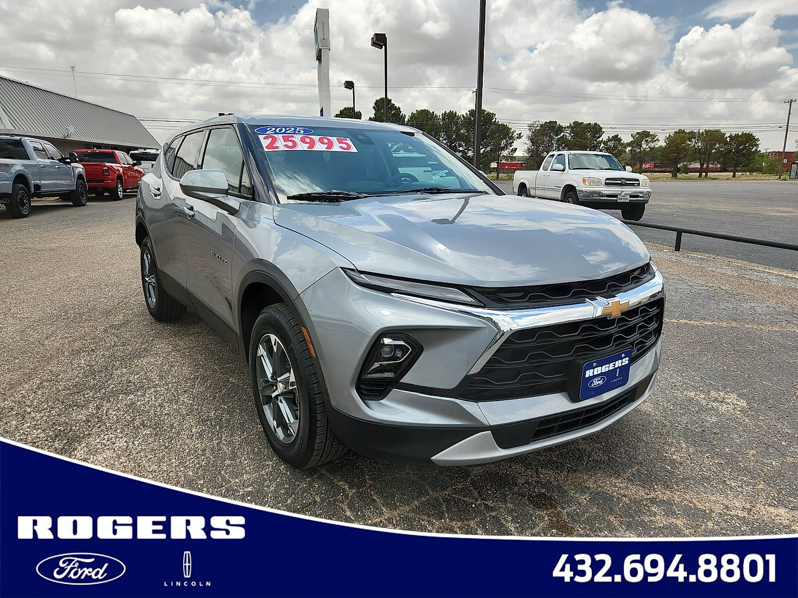 Used 2025 Chevrolet Blazer LT