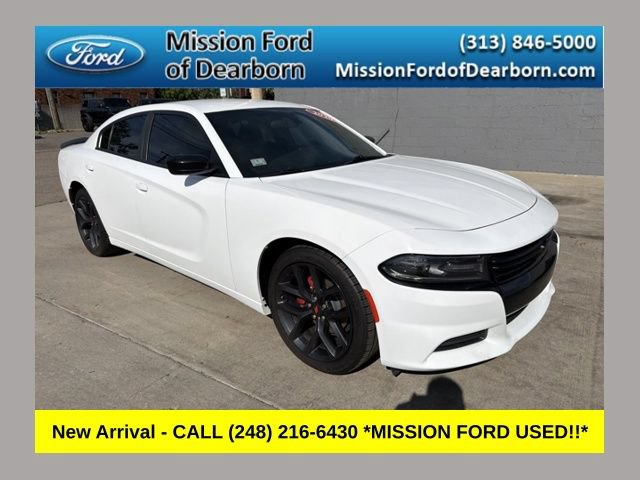 Used 2020 Dodge Charger SXT w/ Blacktop Package