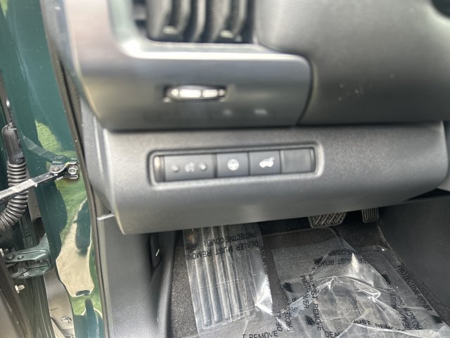 Used 2022 Nissan Pathfinder SL FWD image 15