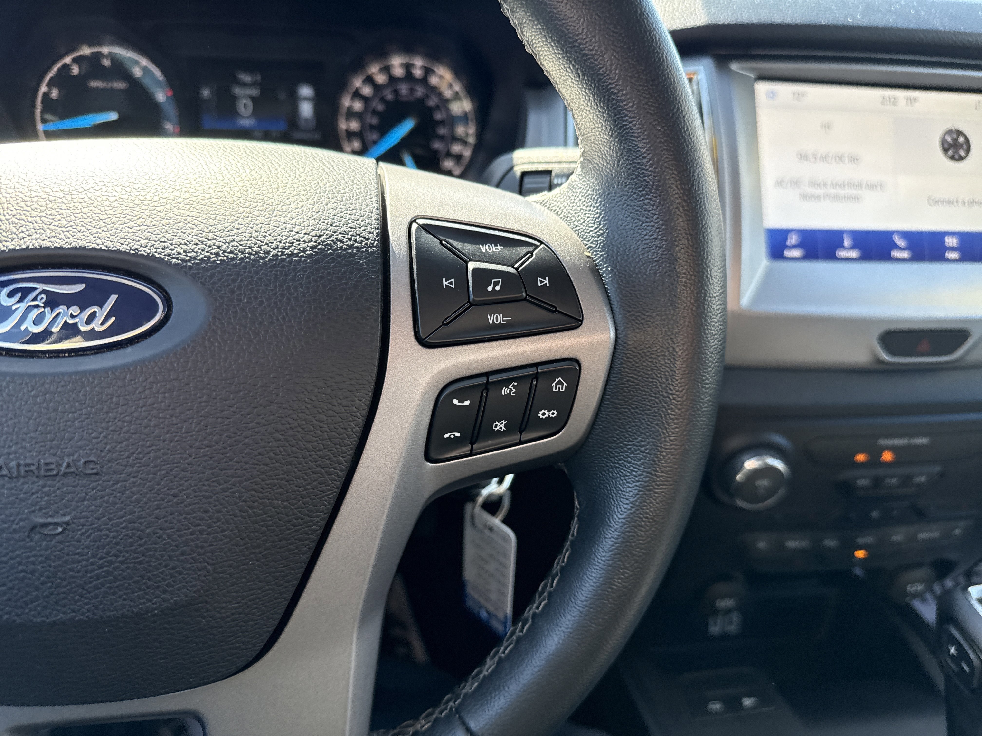 Certified 2023 Ford Ranger XLT w/ Equipment Group 302A High image 21