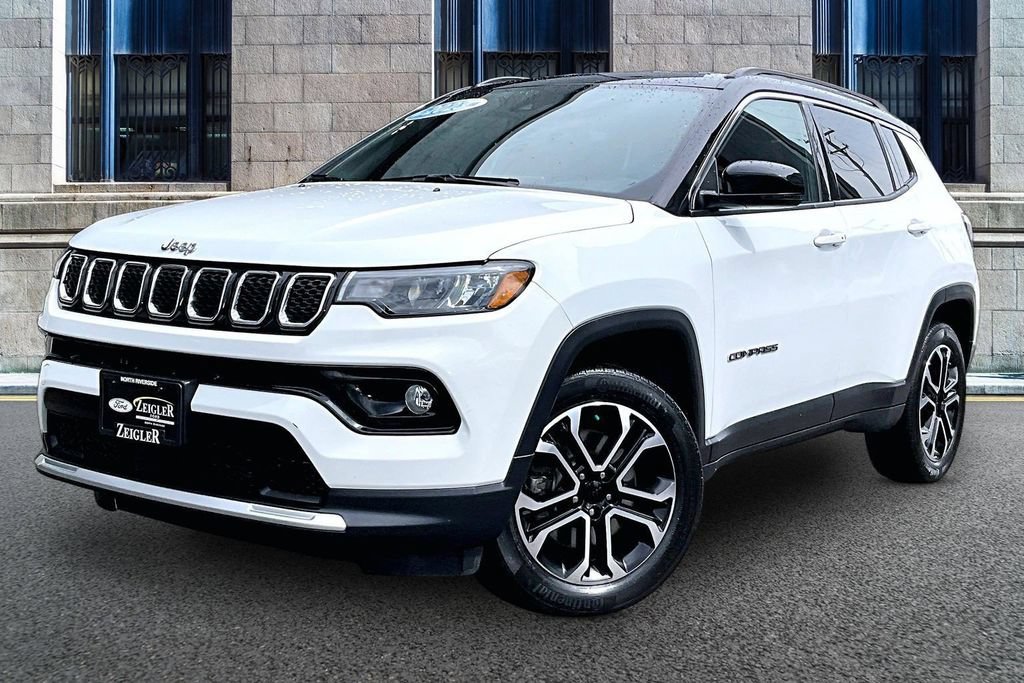 Used 2023 Jeep Compass Limited AWD/4WD image 2