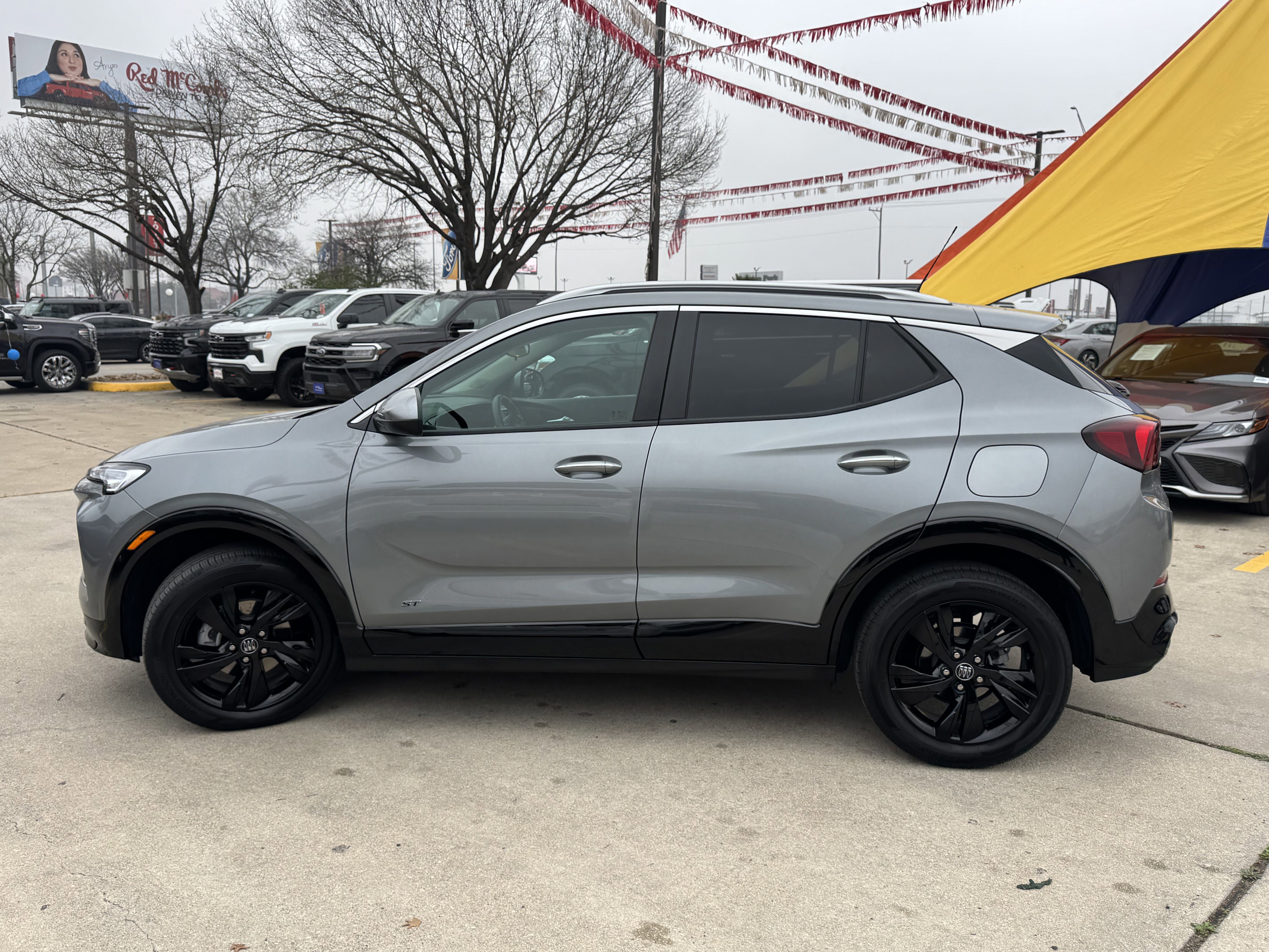 Used 2025 Buick Encore GX Sport Touring w/ Comfort Package image 7