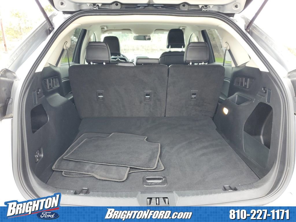Certified 2023 Ford Edge SEL image 7