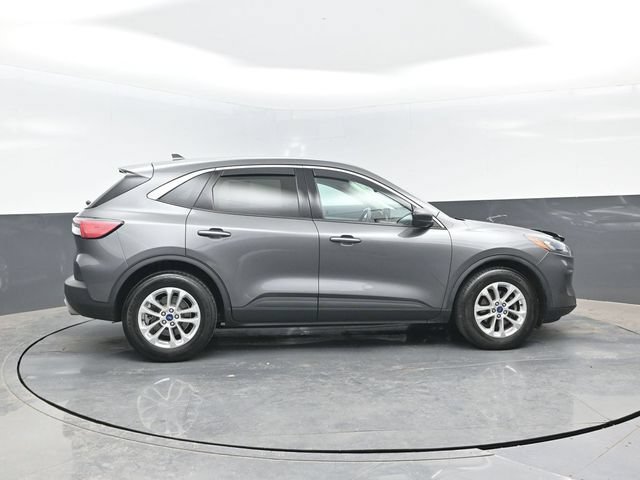 Certified 2022 Ford Escape SE FWD image 3
