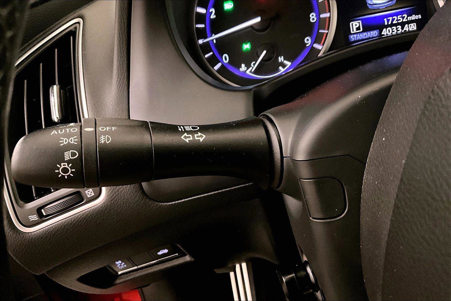 Used 2018 INFINITI Q60 Red Sport 400 w/ Pro Active Package image 30