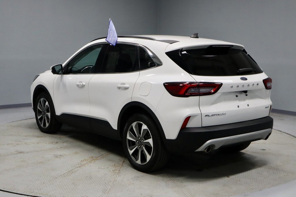 Certified 2024 Ford Escape Platinum image 3