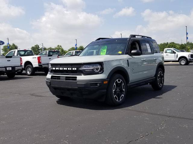 Certified 2023 Ford Bronco Sport Outer Banks w/ Tech Package AWD/4WD image 7