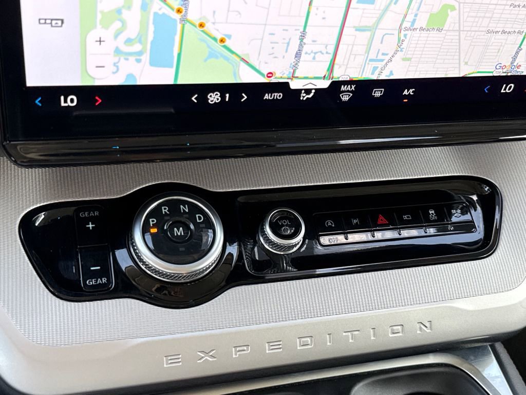 Certified 2025 Ford Expedition Max Active image 22