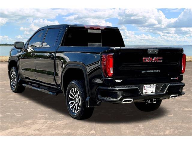 Used 2023 GMC Sierra 1500 AT4 w/ Technology Package AWD/4WD image 5