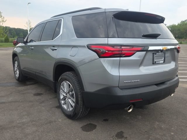 Used 2023 Chevrolet Traverse LT FWD image 14