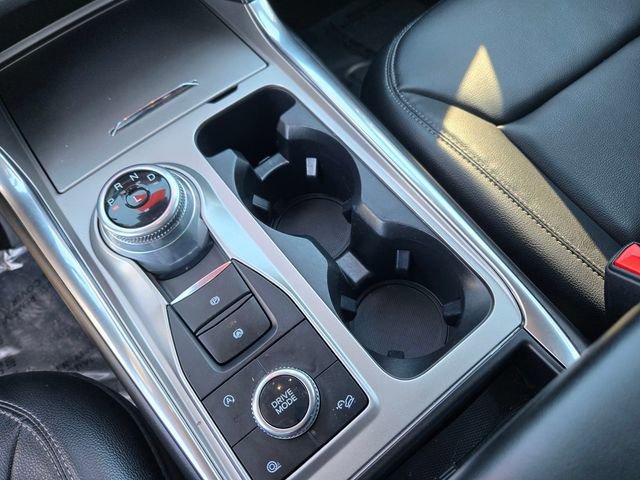 Certified 2021 Ford Explorer XLT w/ Equipment Group 202A image 15