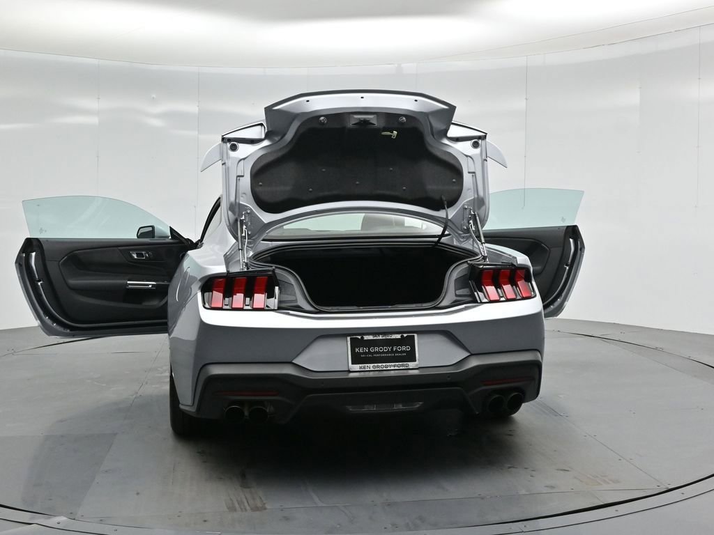 Certified 2025 Ford Mustang GT image 29