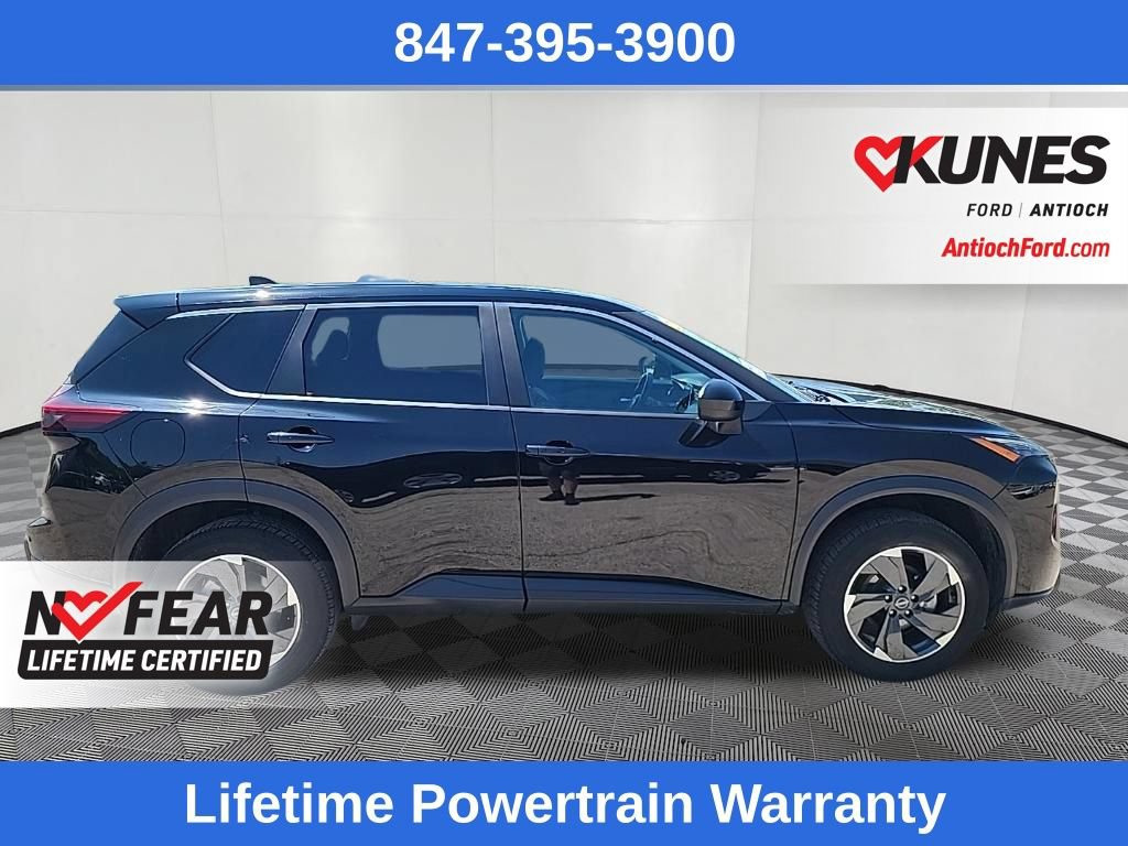 Used 2024 Nissan Rogue SV AWD/4WD image 14