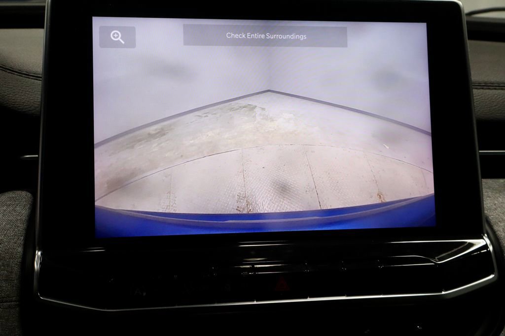 Used 2024 Jeep Compass Latitude AWD/4WD image 9