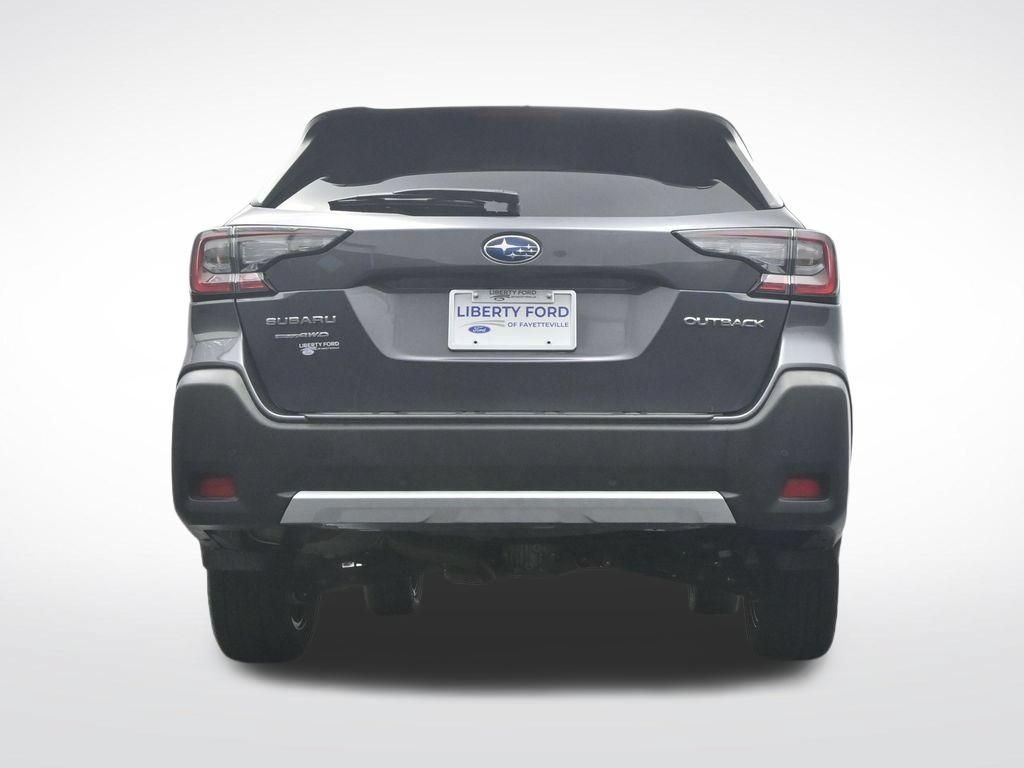 Used 2025 Subaru Outback Limited AWD/4WD image 47