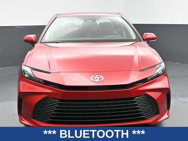 Used 2025 Toyota Camry LE FWD video 4