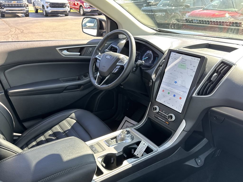 Certified 2024 Ford Edge SEL image 15