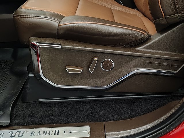 Certified 2025 Ford F150 King Ranch AWD/4WD image 30