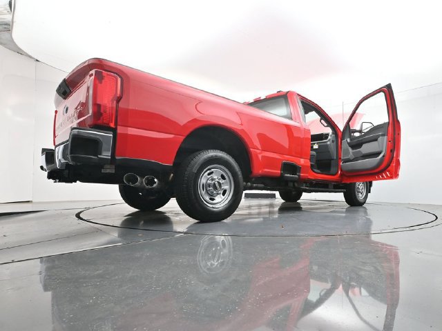 Certified 2026 Ford F250 XL w/ XL Chrome Package RWD image 59