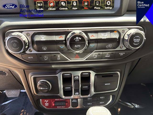 Used 2023 Jeep Gladiator Mojave w/ LED Lighting Group AWD/4WD image 26