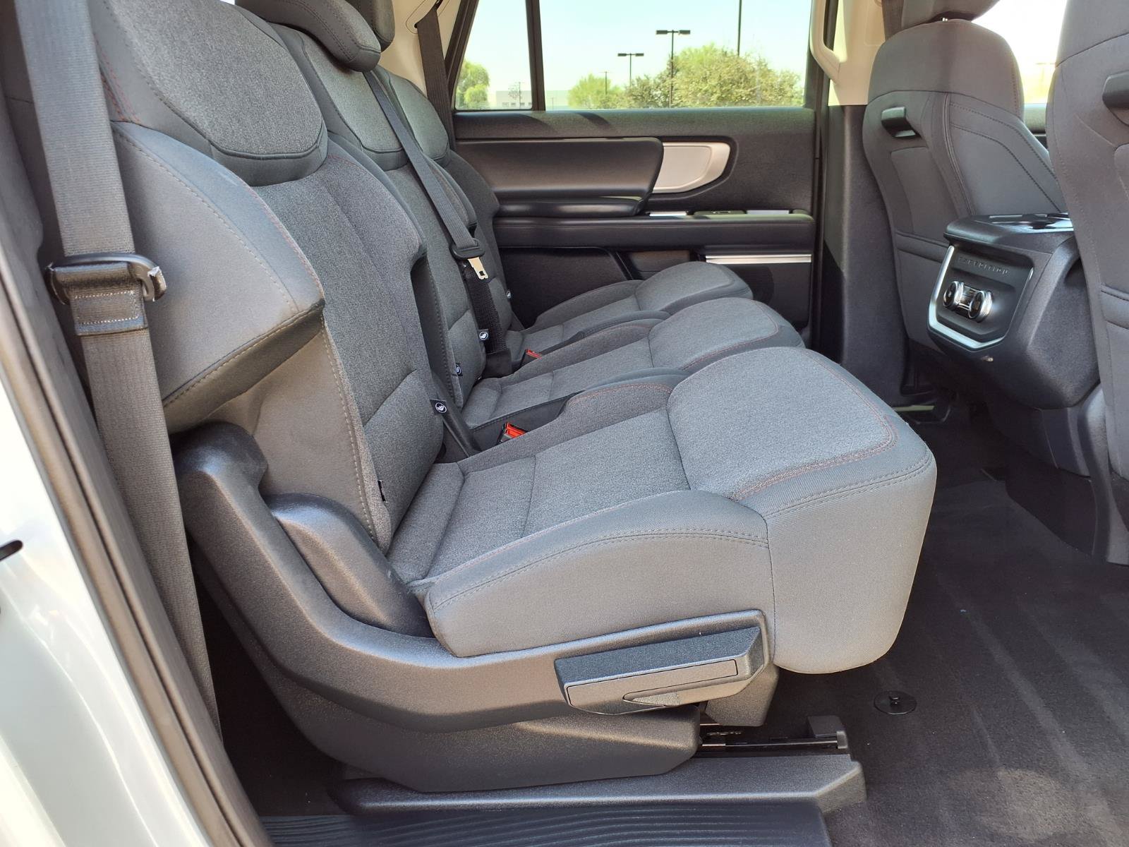 Certified 2025 Ford Expedition Active AWD/4WD image 15