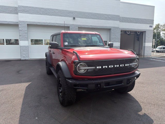 Certified 2024 Ford Bronco Wildtrak AWD/4WD image 9