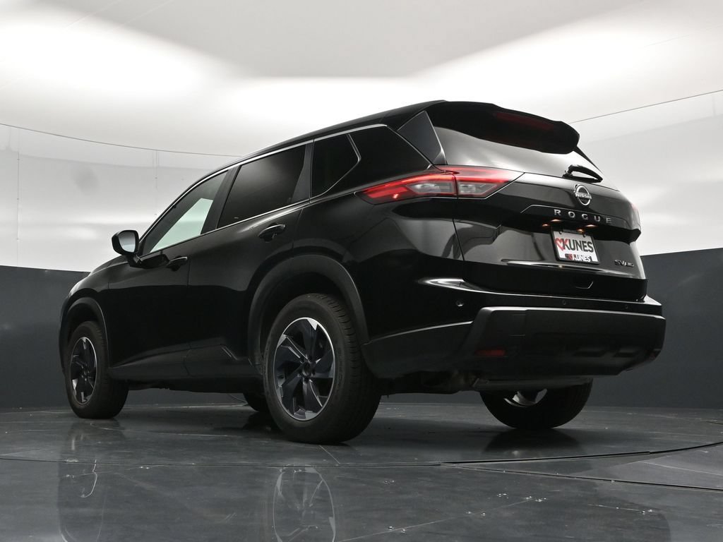 Used 2024 Nissan Rogue SV AWD/4WD image 50