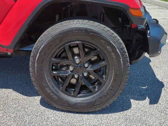 Used 2022 Jeep Gladiator Sport AWD/4WD image 11