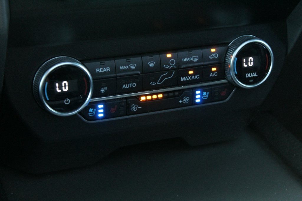 Certified 2021 Ford Expedition XLT RWD image 13