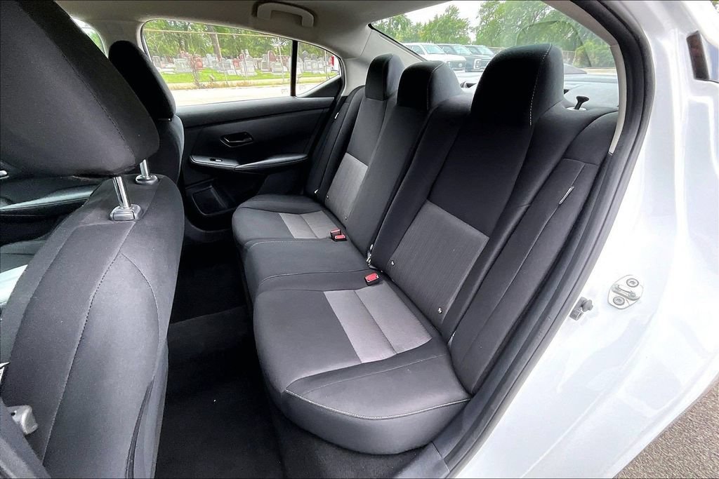 Used 2025 Nissan Sentra SV w/ All-Weather Package FWD image 24