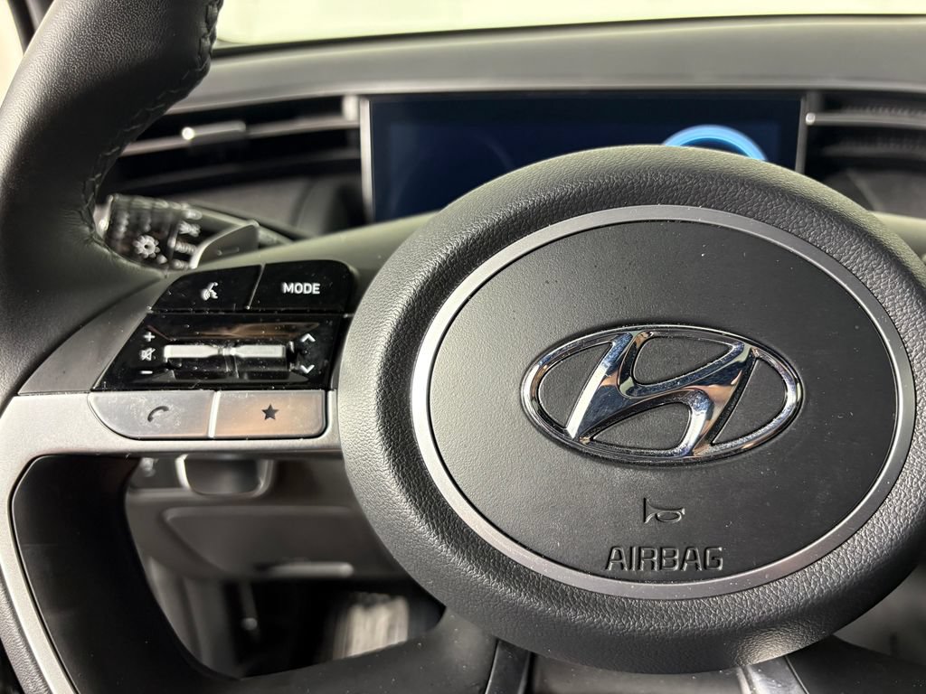 Used 2024 Hyundai Santa Cruz Limited AWD/4WD image 23