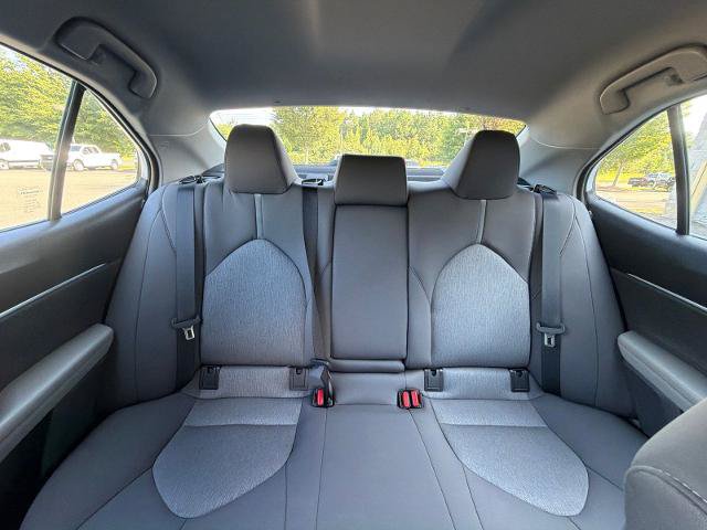 Used 2022 Toyota Camry LE FWD image 26