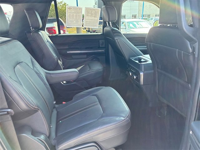 Certified 2022 Ford Expedition Max Platinum image 16