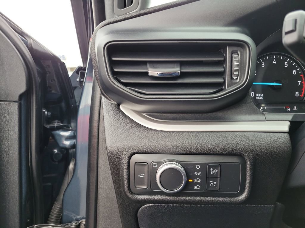 Certified 2022 Ford Explorer XLT image 30
