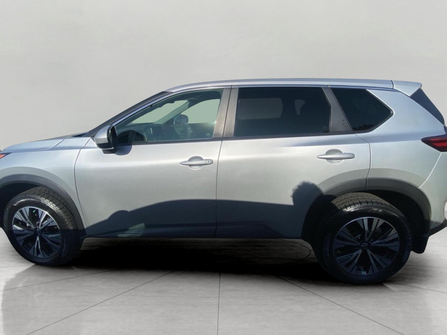 Used 2023 Nissan Rogue SV AWD/4WD image 31