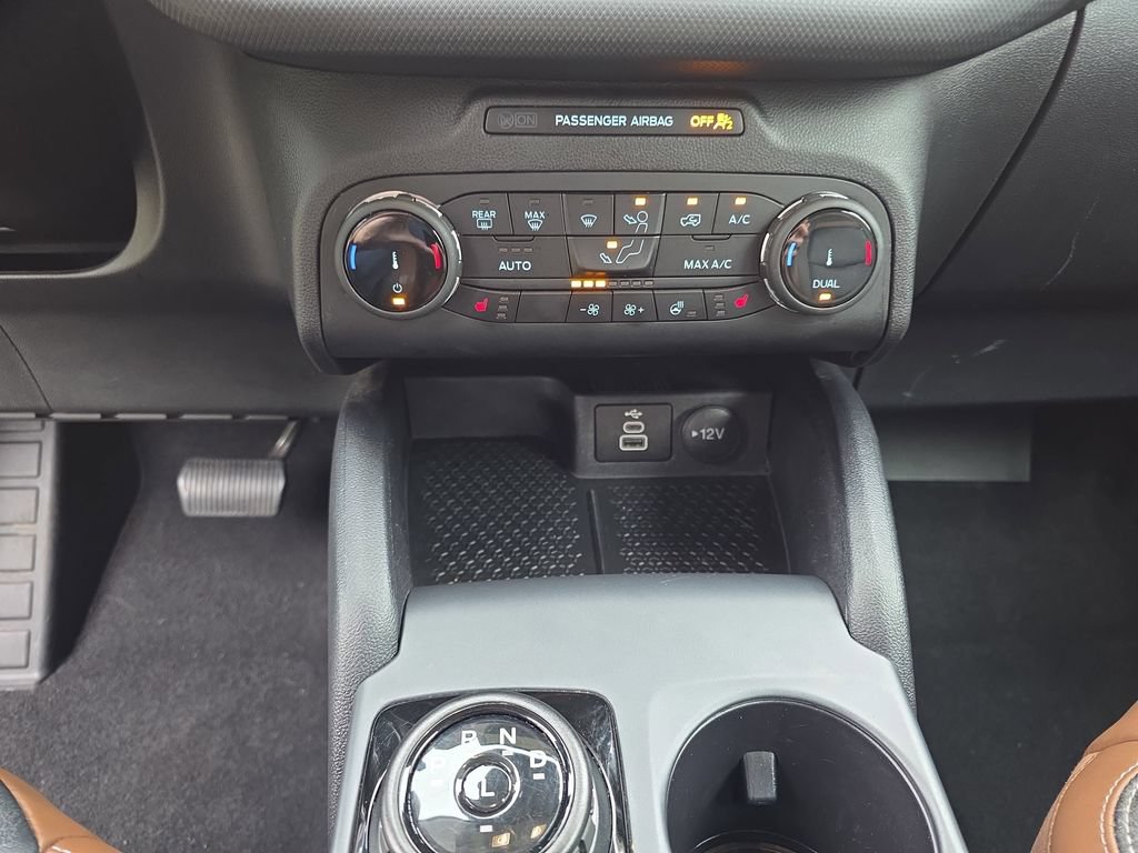 Certified 2023 Ford Bronco Sport Outer Banks AWD/4WD image 21