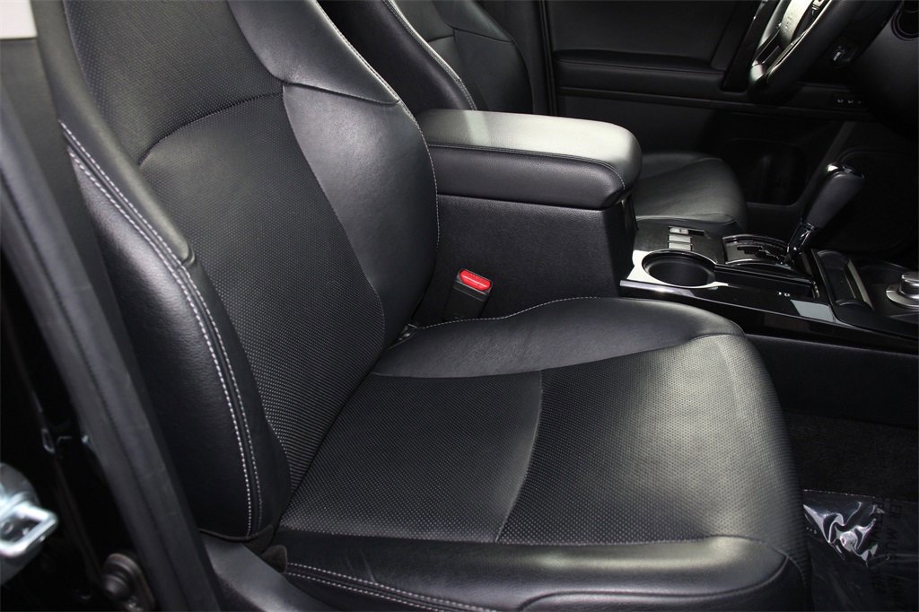 Used 2021 Toyota 4Runner Nightshade image 27