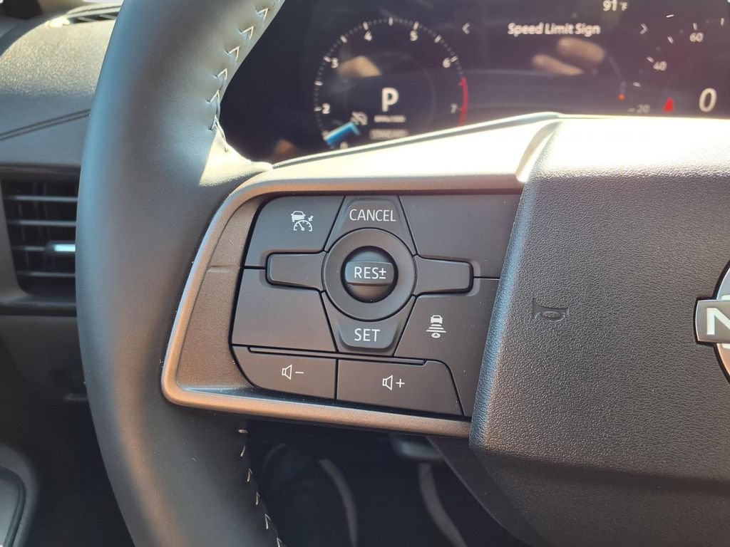 Used 2026 Nissan Sentra SV w/ SV Convenience Package FWD image 18