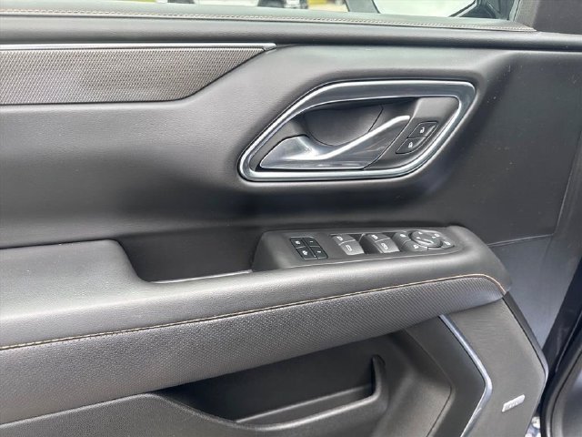 Used 2023 GMC Yukon XL AT4 AWD/4WD image 12