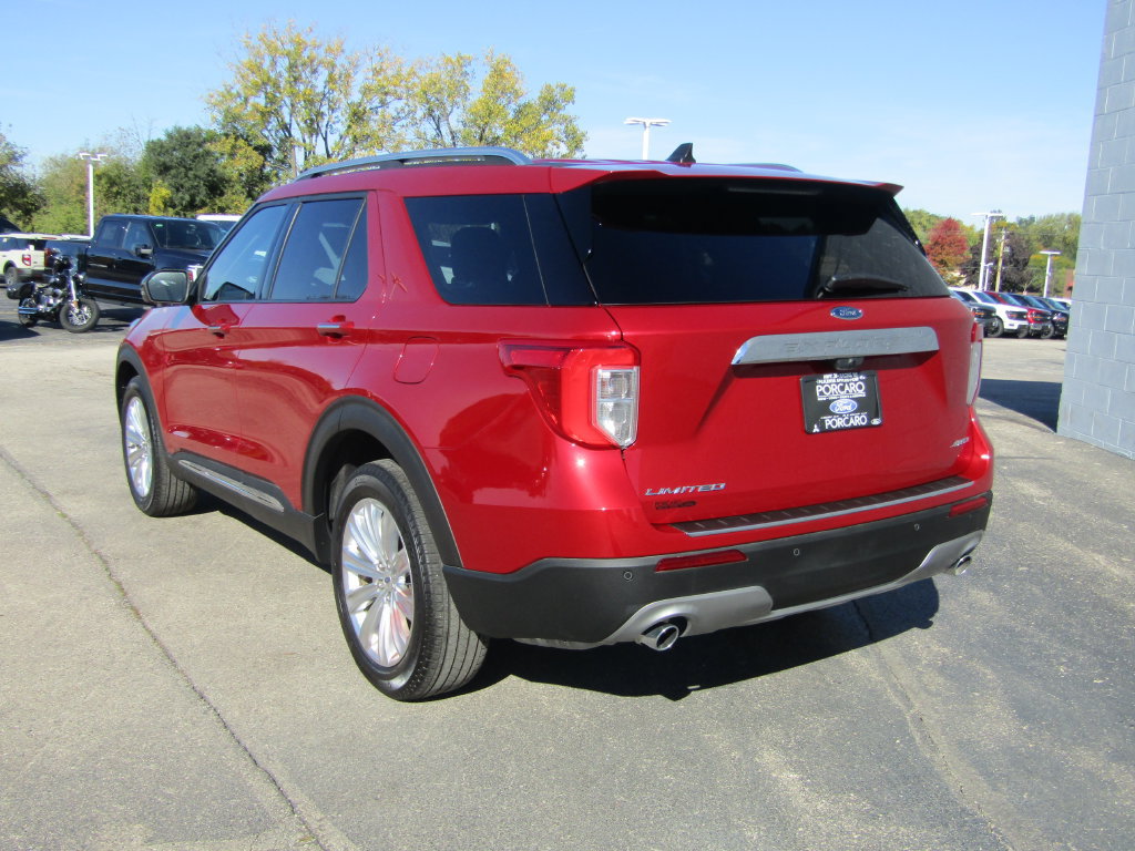 Certified 2024 Ford Explorer Limited w/ Equipment Group 301A AWD/4WD image 3