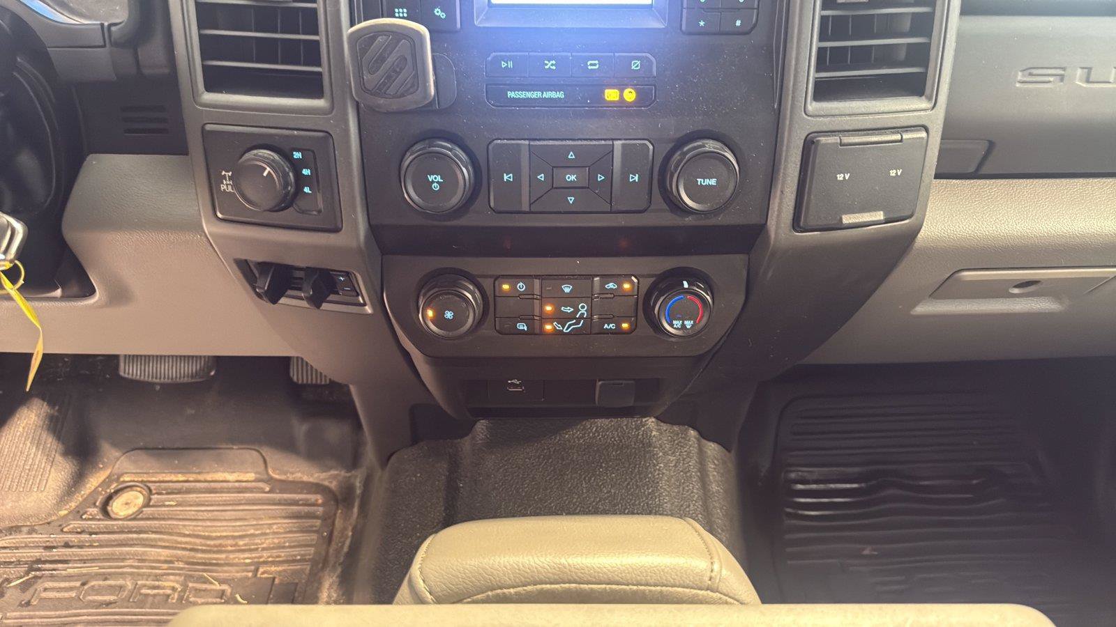 Certified 2021 Ford F250 XL w/ Power Equipment Group AWD/4WD image 22