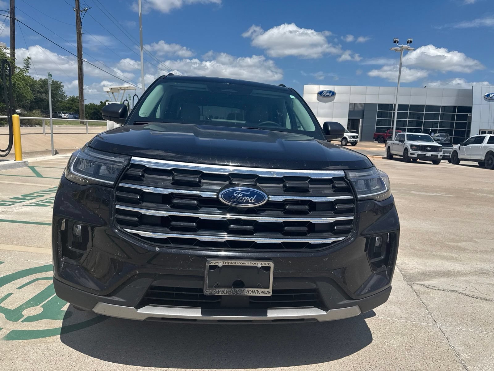 Certified 2025 Ford Explorer Active w/ Active Comfort Package RWD image 8