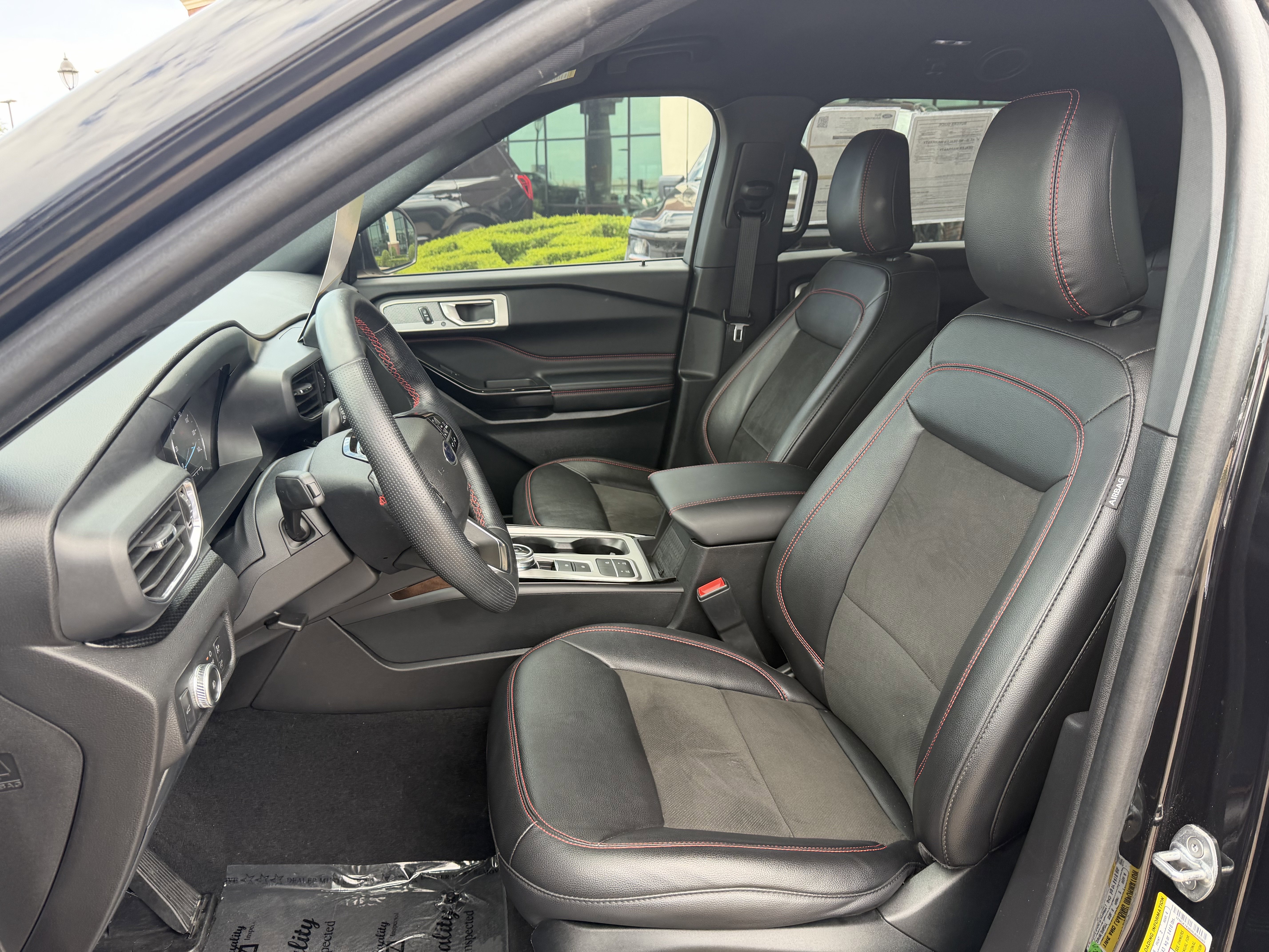 Certified 2022 Ford Explorer ST-Line w/ Class IV Trailer Tow Package RWD image 28