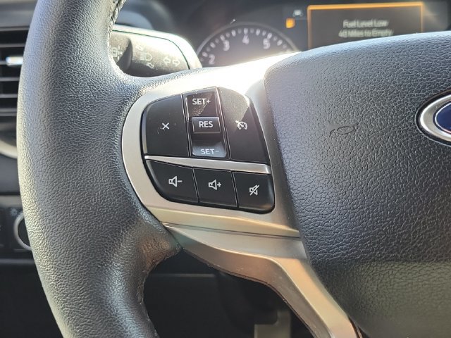 Certified 2021 Ford Explorer XLT RWD image 7