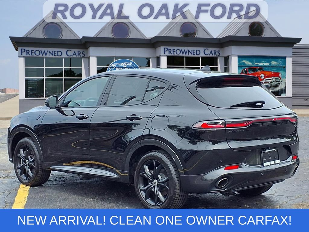 Used 2024 Dodge Hornet R/T Plus w/ R/T Blacktop Package AWD/4WD image 2