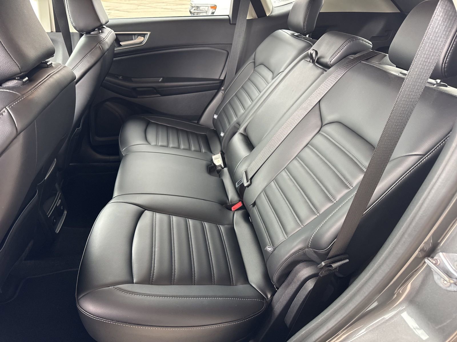 Certified 2024 Ford Edge SEL w/ Convenience Package AWD/4WD image 35