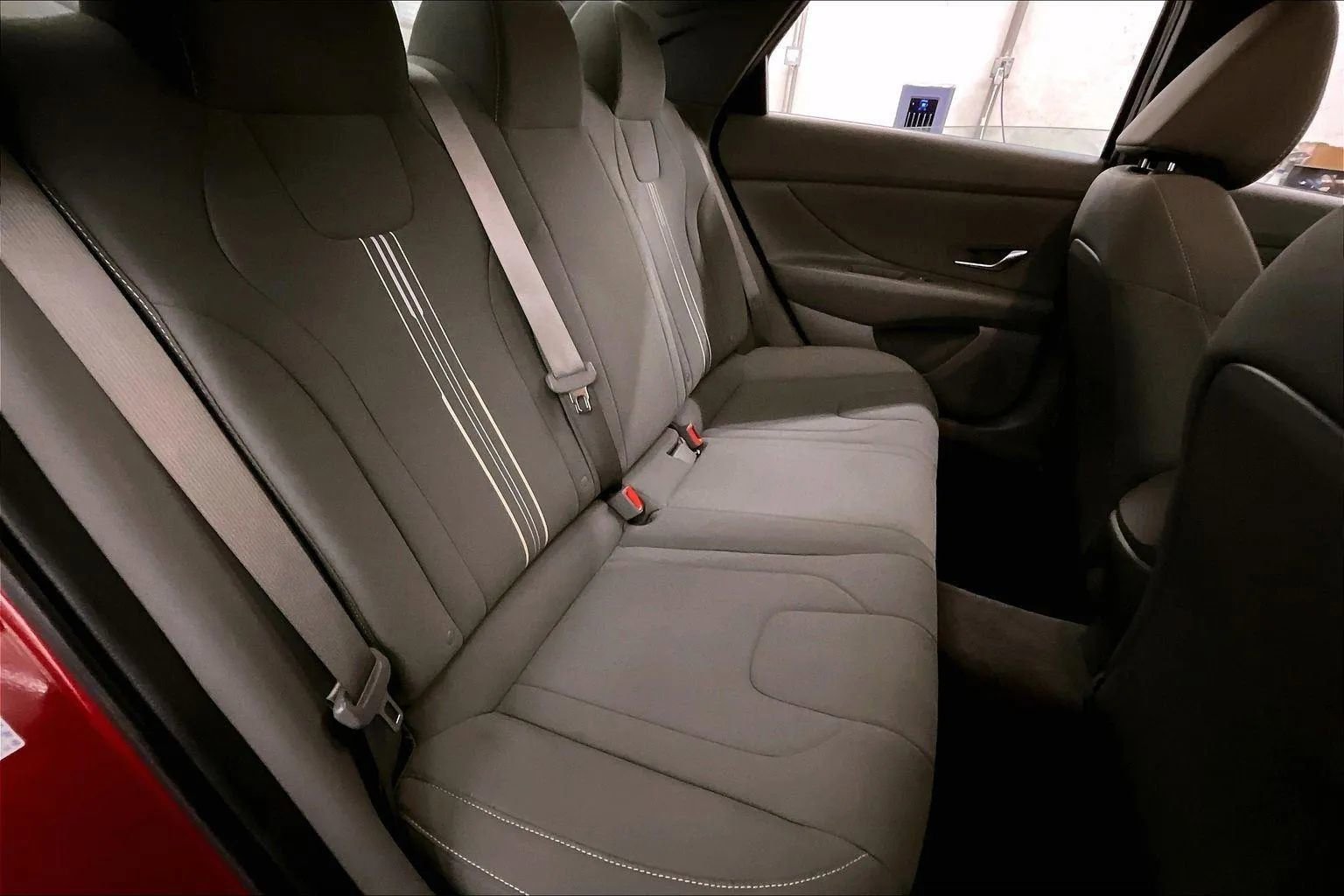 Used 2023 Hyundai Elantra SEL w/ Convenience Package image 26