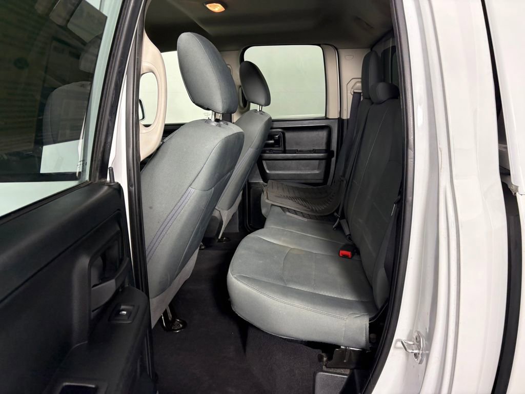 Used 2018 RAM 1500 Tradesman w/ Chrome Appearance Group AWD/4WD image 27