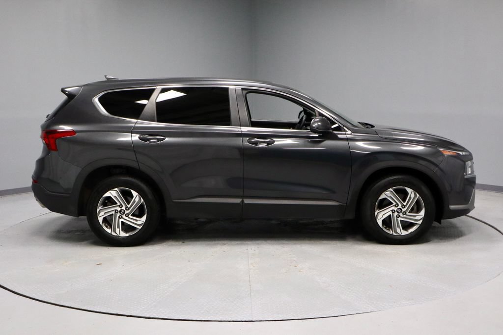 Used 2021 Hyundai Santa Fe SE w/ Cargo Package FWD image 11