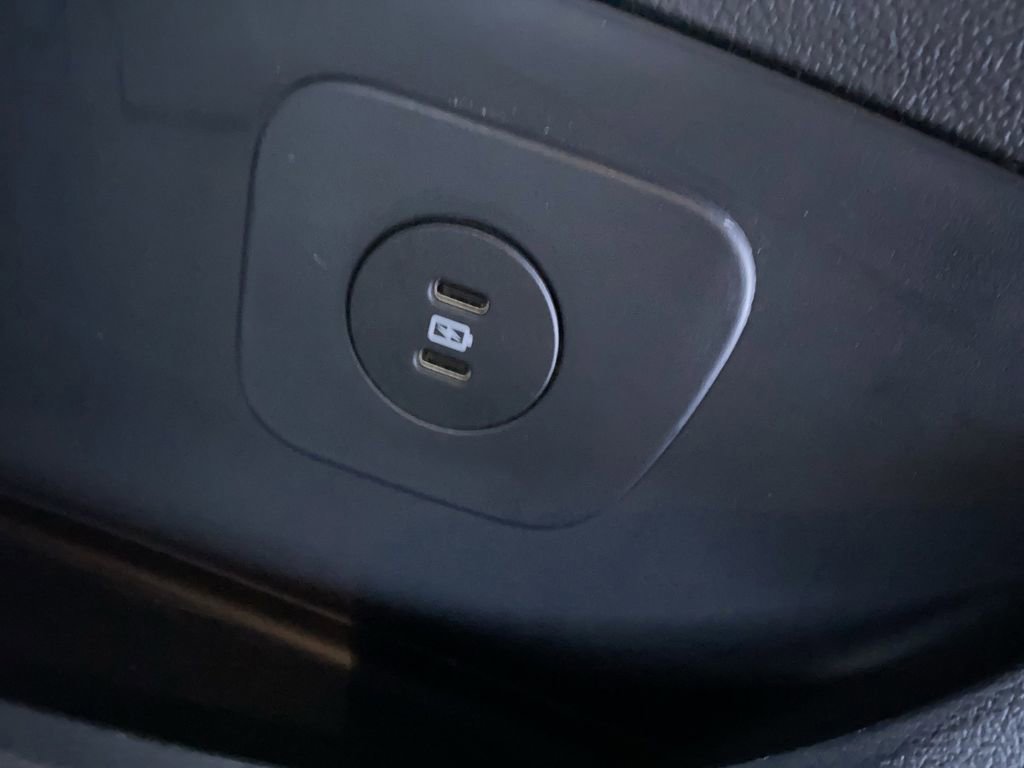 Certified 2025 Ford Explorer ST-Line image 22